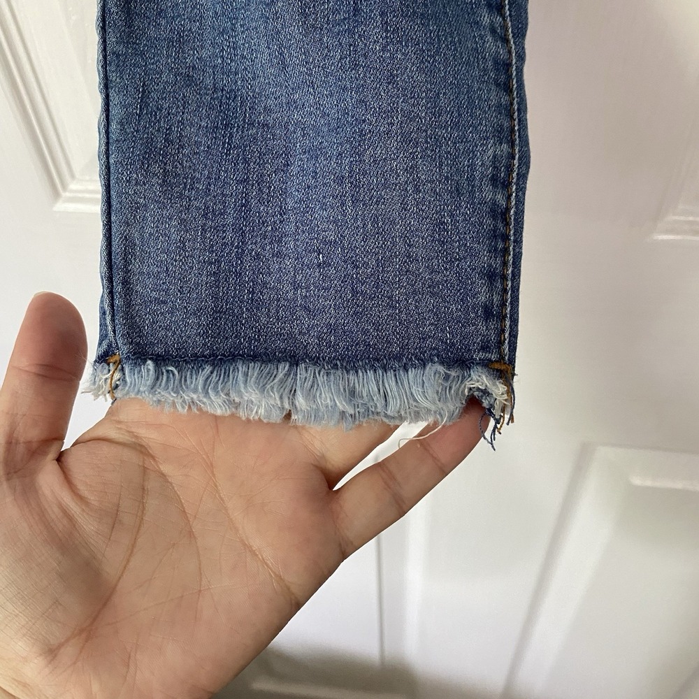 Altard State Jeans Women Light‎ Blue Distressed Holey Cut Off Size 28/7 - Picture 6 of 6